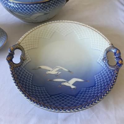 12 Person Bing & Grondahl Porcelain Seagull Dinnerware (K-RG)