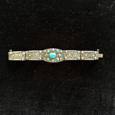 STERLING SILVER AND TURQUOISE BRACELET W/BROKEN CLASP