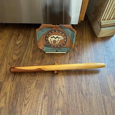 NATIVE AMERICAN STYLE WALL ART AND WOODEN FLUTE