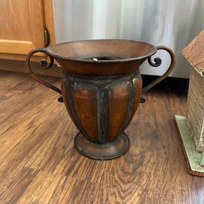 DECORATIVE CHURCH BIRD HOUSE AND 2 METAL VASES