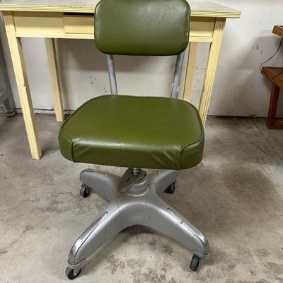 SMALL WORK TABLE WITH DRAWER, LAMP AND CHAIR ON CASTERS