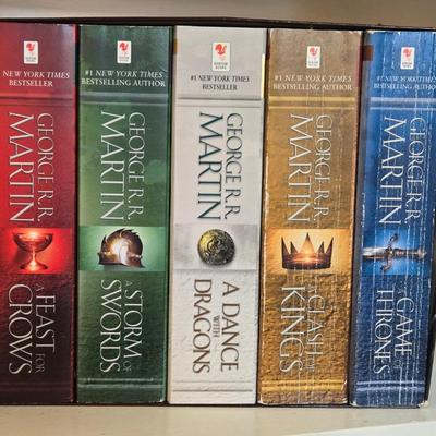 George R. R. Martin 'A Song of Ica and Fire' Set