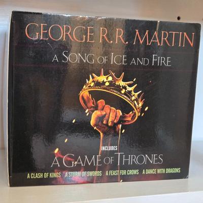 George R. R. Martin 'A Song of Ica and Fire' Set