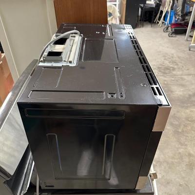 LIKE NEW KENMORE ELITE BUILT IN MICROWAVE
