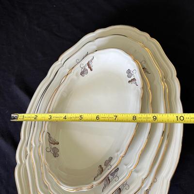 Hackefors 12 Person China Dinnerware Set (DR-RG)