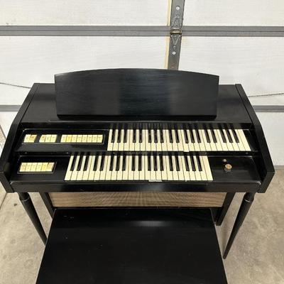 HAMMOND ORGAN WITH BENCH AND SHEET MUSIC