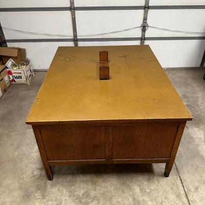 SOLID WOOD PARTNER DESK W/DRAWERS ON EACH SIDE