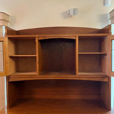 Arts & Crafts Style Hutch W/ Carved Detailing (DR-RG)