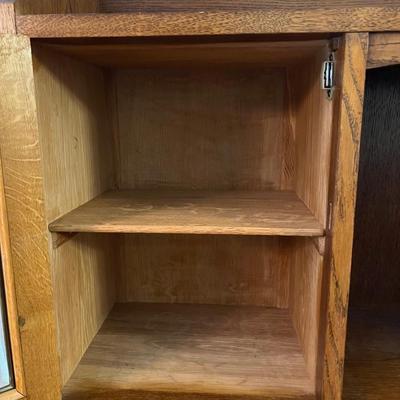 Arts & Crafts Style Hutch W/ Carved Detailing (DR-RG)