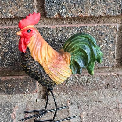 (2) Roosters Deco