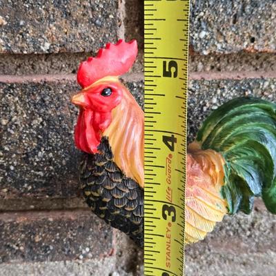 (2) Roosters Deco