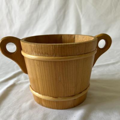 Swedish Collectibles- Clogs & More (O-RG)