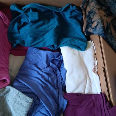 LADIES SHIRTS AND PAJAMAS L - XL