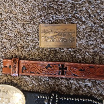 LADIES LEATHER BELTS WITH 2 BUCKLES