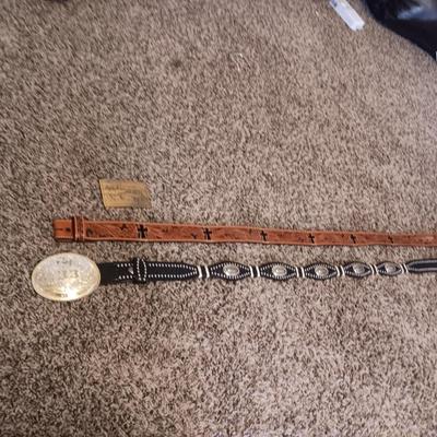 LADIES LEATHER BELTS WITH 2 BUCKLES