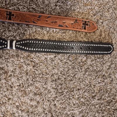 LADIES LEATHER BELTS WITH 2 BUCKLES