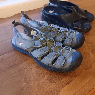 LADIES JOSEF SEIBEL AND SWISS GEAR SHOES 9 1/2
