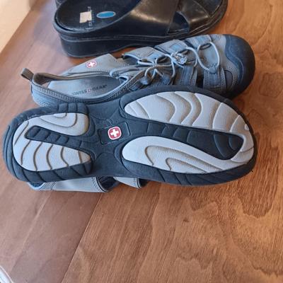 LADIES JOSEF SEIBEL AND SWISS GEAR SHOES 9 1/2