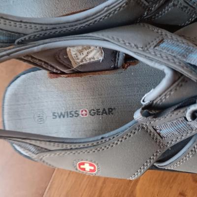 LADIES JOSEF SEIBEL AND SWISS GEAR SHOES 9 1/2