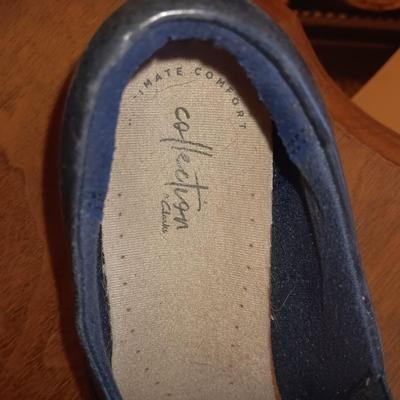 LADIES CLARKS SHOES SIZE 10