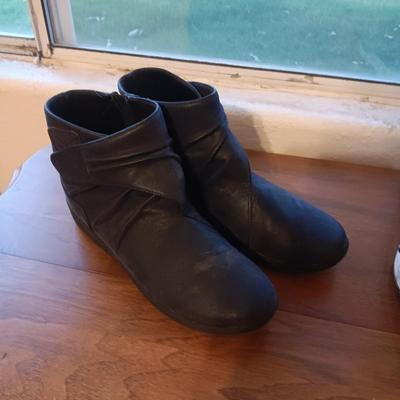 LADIES CLARKS ASICS AND SHORT BOOTS BOTH SIZE 10