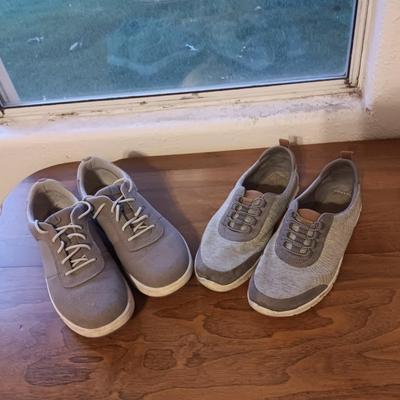 LADIES CASUAL SHOES 9 1/2 & 10