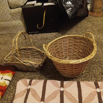 ROSE THROW PILLOW, CROCHETED THROW, TWIN SIZE BEDSPREAD AND BASKETS