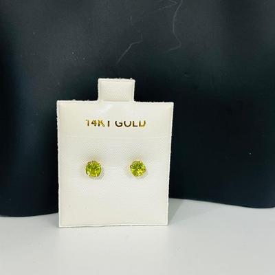 14K Good Peridot Earring