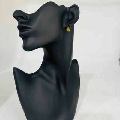 10K Gold PERIDOT Leverback Earring