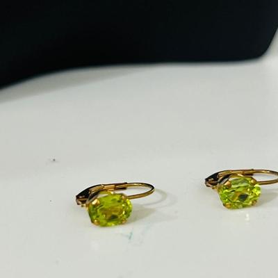10K Gold PERIDOT Leverback Earring