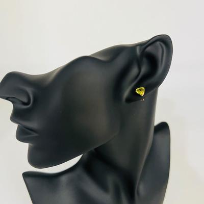 10K GOLD Earring