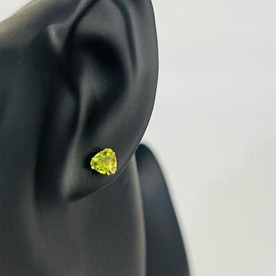10K GOLD Earring