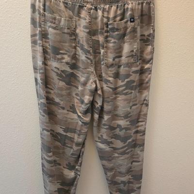 GAP Camo Casual Pants