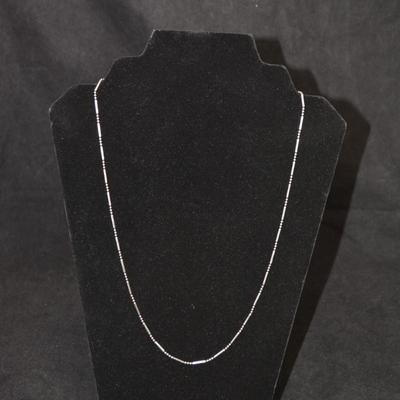 925 Sterling Bar & Bead Necklace 24”, 4.9g