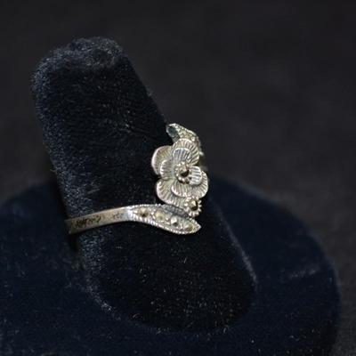 Vintage 925 Sterling Marcasite Rose Ring Size 9, 2.4g