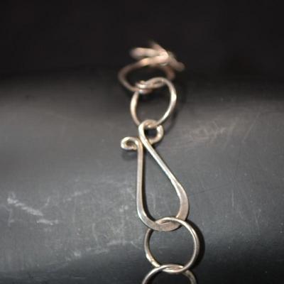 925 Sterling Fish Link Bracelet 8”, 6.2g