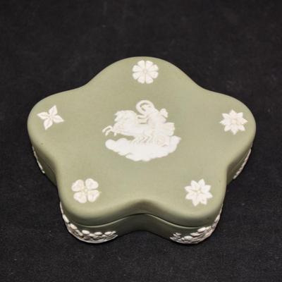 Vintage WEDGWOOD Jasperware Spruce Green Trinket Dish 4”
