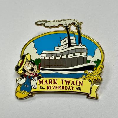 2008 Mark Twain Riverboat Steam Boat with Mickey Collector Trading Pin Walt Disney