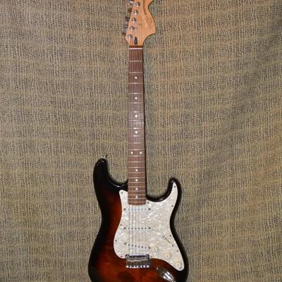 FENDER Squire Standard Stratocaster 2004, Working