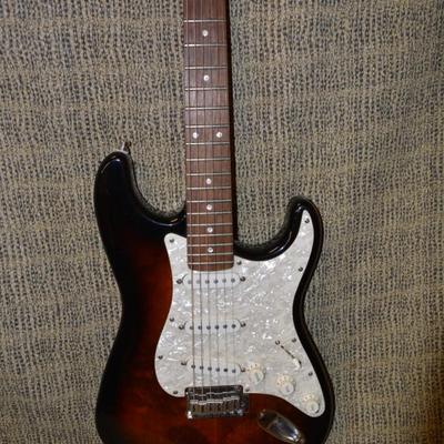 FENDER Squire Standard Stratocaster 2004, Working