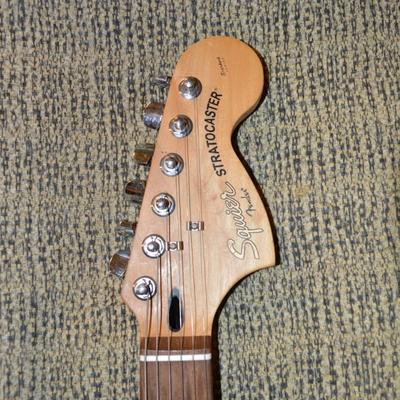 FENDER Squire Standard Stratocaster 2004, Working