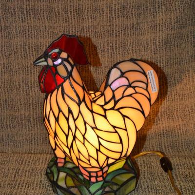 Vintage Stained Glass Hen Lamp 13.5”x9”x7”