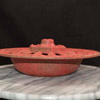 Vintage Cast Iron 2 Piece Ashtray, China 8.5”x8.5”x3”