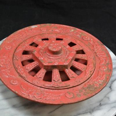 Vintage Cast Iron 2 Piece Ashtray, China 8.5”x8.5”x3”