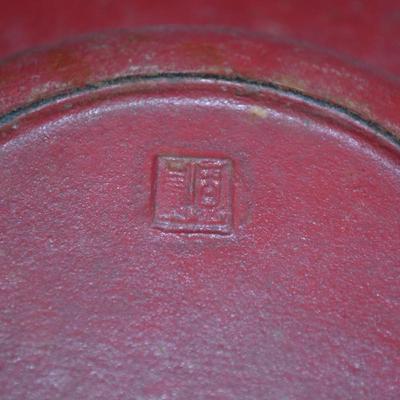 Vintage Cast Iron 2 Piece Ashtray, China 8.5”x8.5”x3”