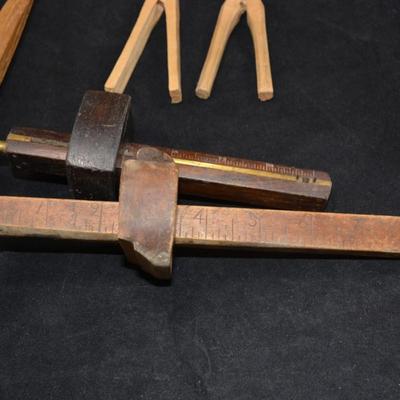 Lot of Vintage/Antique Carpenters Tools & Handy Crafts