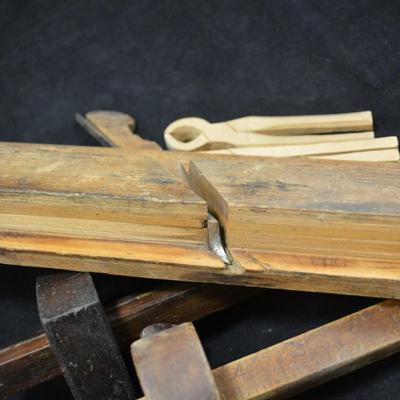 Lot of Vintage/Antique Carpenters Tools & Handy Crafts