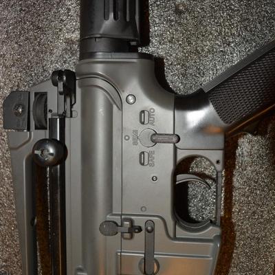 M4 Carbine Electric AIR SOFT Rifle, Untested, w/ Accessories