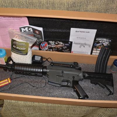 M4 Carbine Electric AIR SOFT Rifle, Untested, w/ Accessories