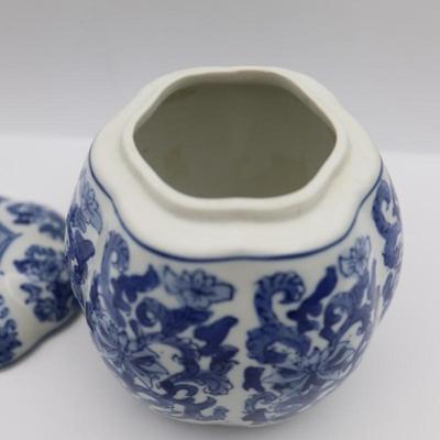 Chinese Blue & White Jar